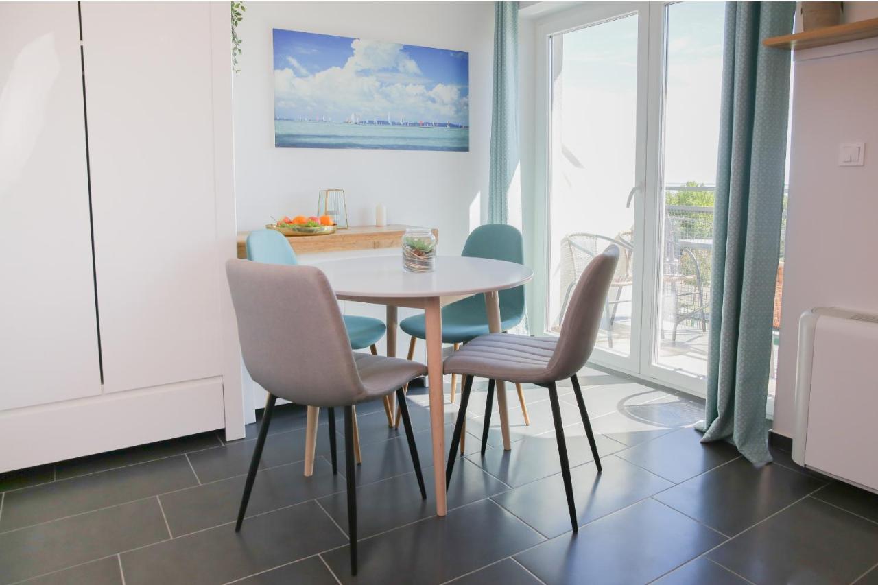Balkon Apartmanhaz Panzio 블로톤퓌레드 외부 사진